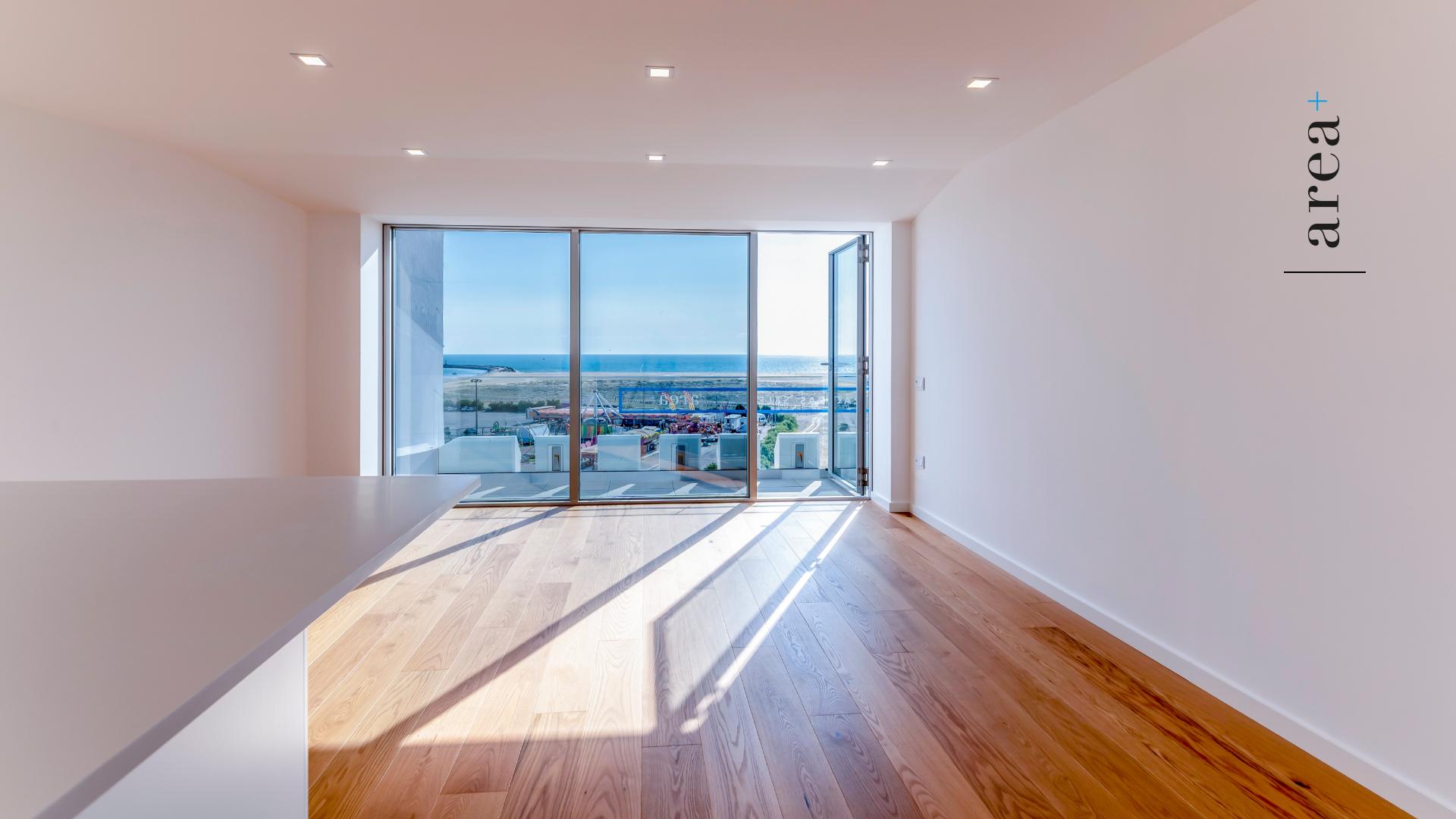 Lofts da Foz | Balcony Loft A06